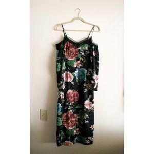 Floral print, open shoulder, midi dress
